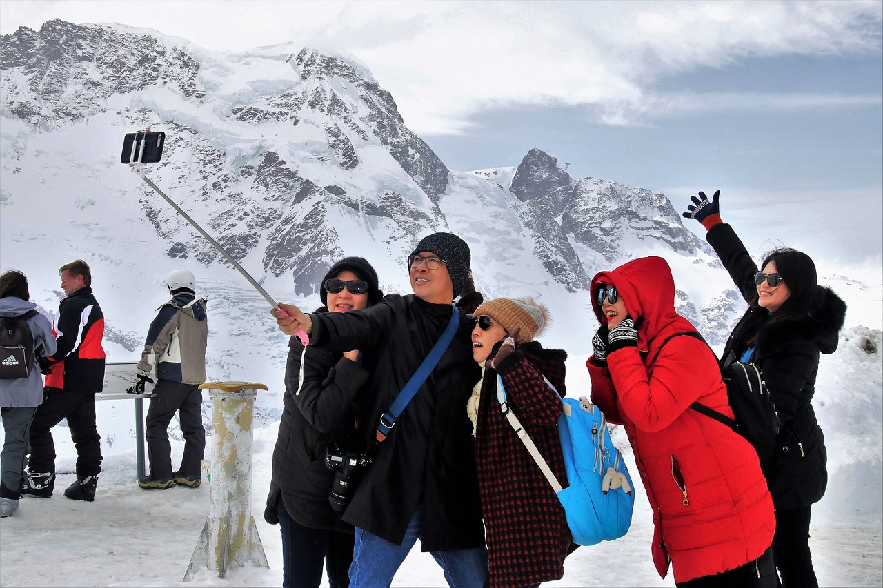 雅安哪里能看欧洲杯2024雅安欢乐冰雪温泉旅游季活动在石棉启动